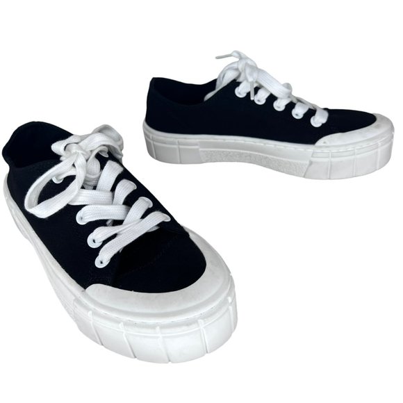 Mad Love Fran Women's Black White Lace Up Canvas Sneaker Shoes Size 7 - Picture 2 of 8